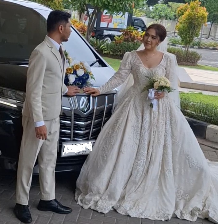 Sewa Rolls Royce Surabaya